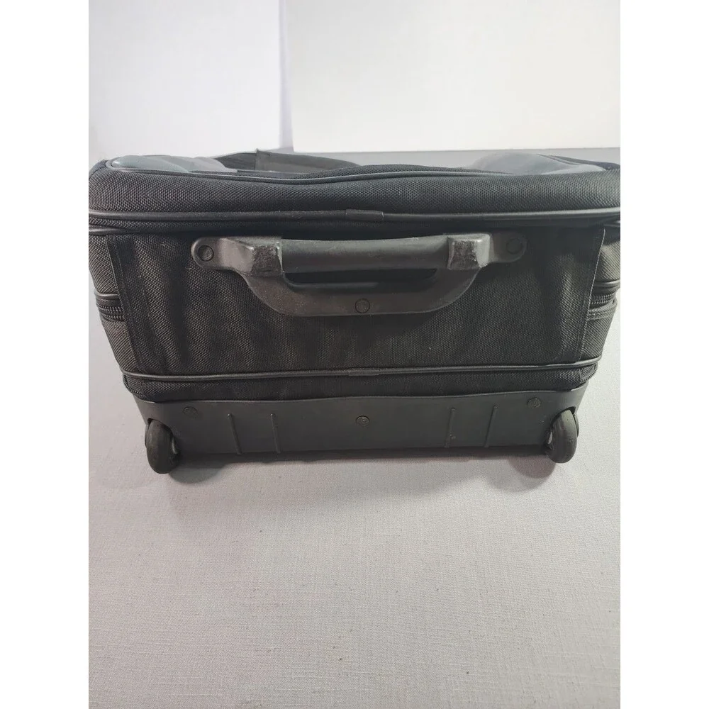 SwissGear Black Expandable Laptop Briefcase Messenger Bag with Shoulder Strap –